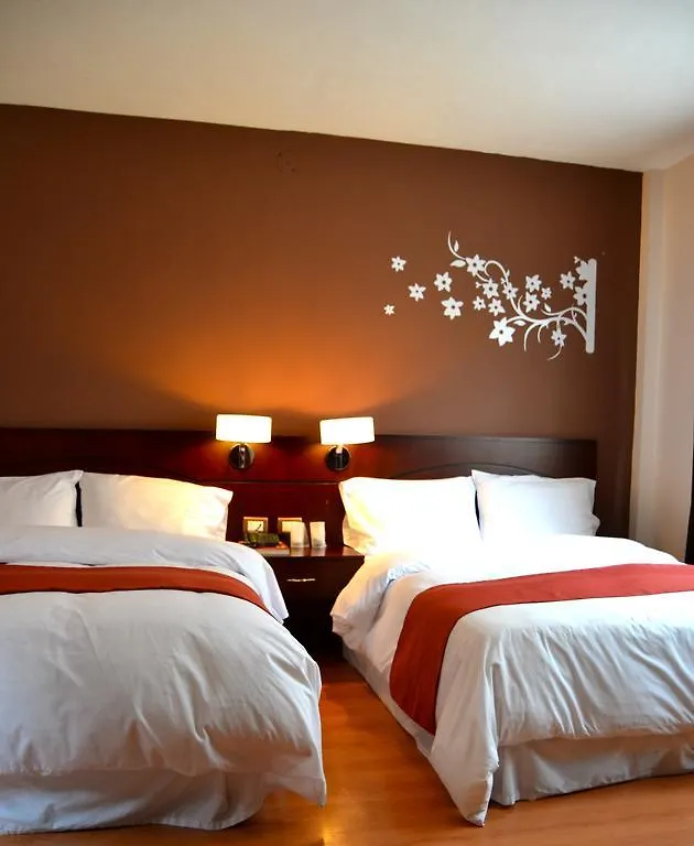 فندق Hosteria Y Centro De Convenciones Baguanchi