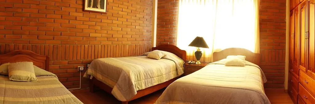 Hosteria Y Centro De Convenciones Baguanchi الإكوادور