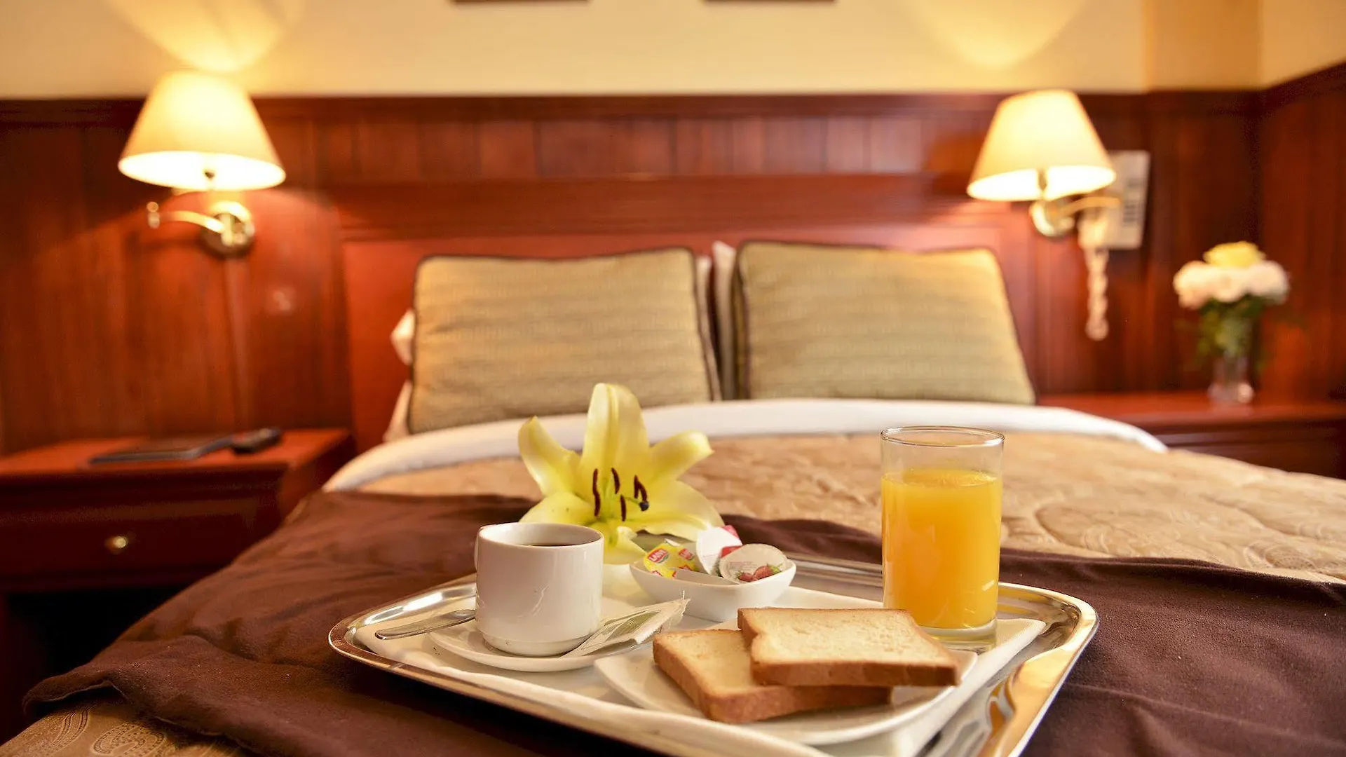 Hosteria Y Centro De Convenciones Baguanchi فندق كوينكا